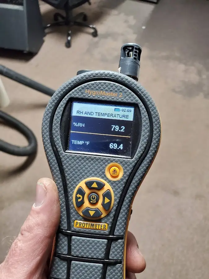 Moisture meter humidity assessment for Fire & Smoke Damage Restoration in Indian Wells